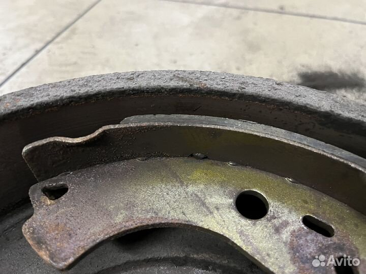 Барабаны тормозные с колодками Ford Focus 2
