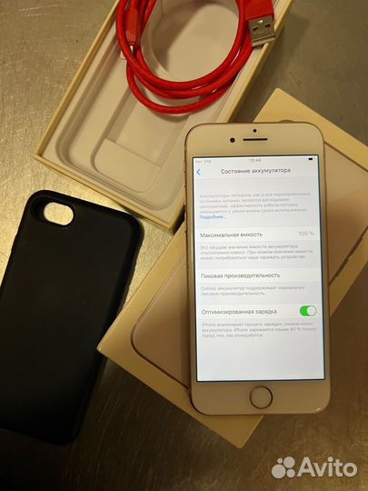 iPhone 8, 64 ГБ