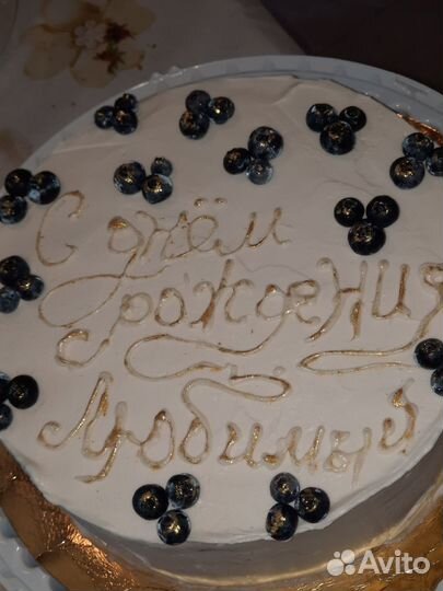 Торты домашние на заказ, меренговые рулеты