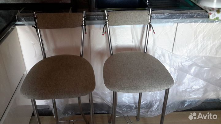 Барные стулья 2 шт