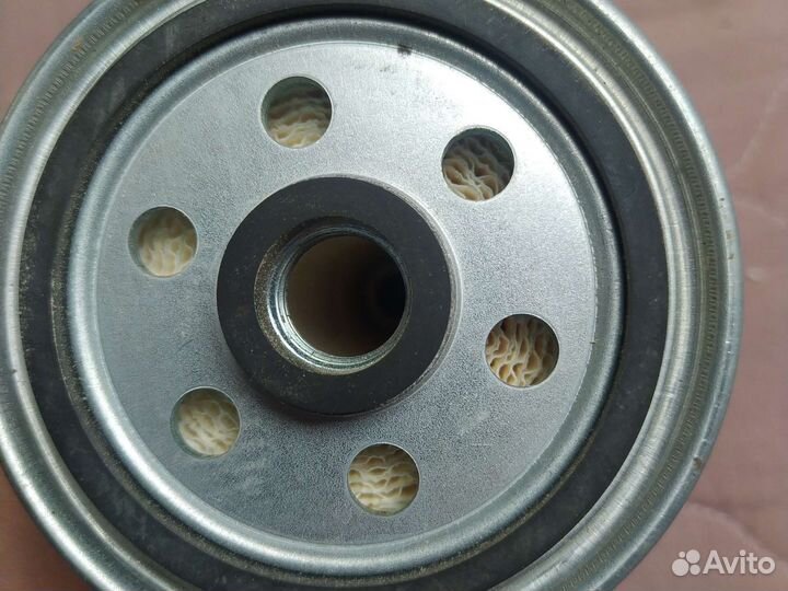 Топливный фильтр UFI