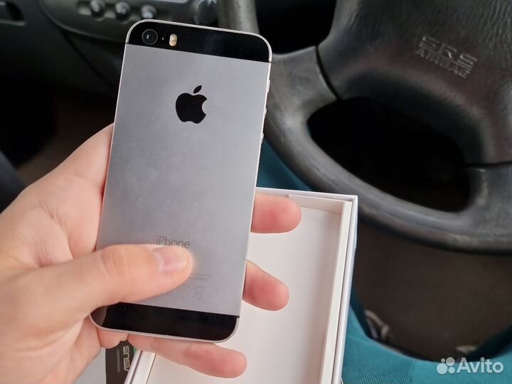 iPhone, 8 ГБ