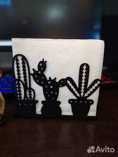 Салфетница из металла