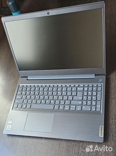 Ноутбук lenovo v15 G1 IML