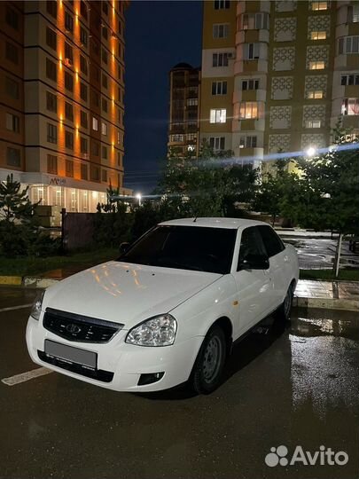 LADA Priora 1.6 МТ, 2014, битый, 195 000 км