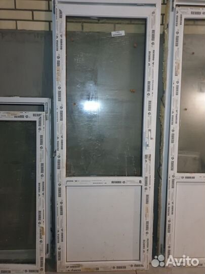 Двери пластиковые бу