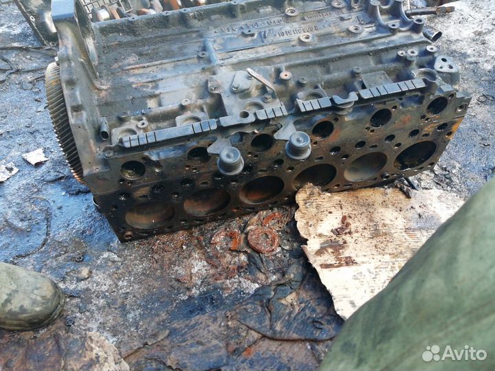 Блок двигателя мерседес