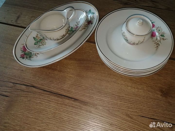 Набор столовой посуды (остатки)