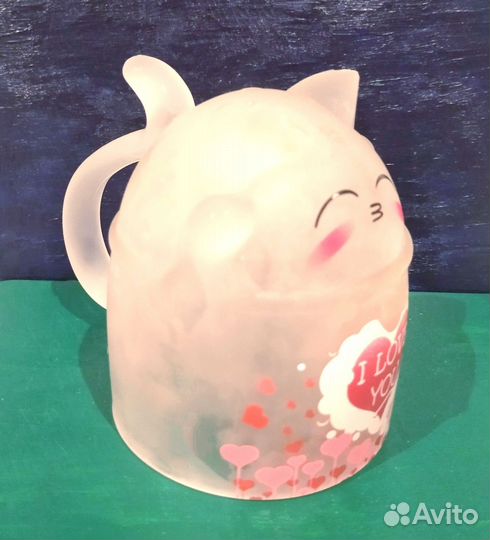 Тарелки фарфоровые и фаянсовые