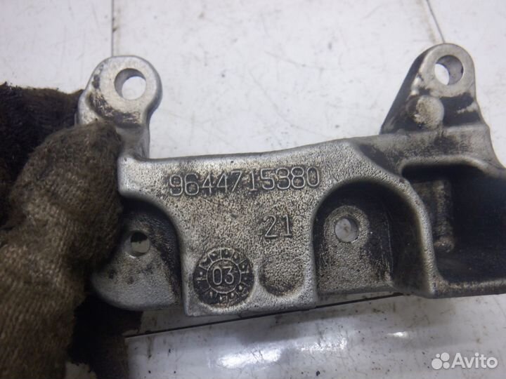 Кронштейн кпп Citroen Xsara Picasso