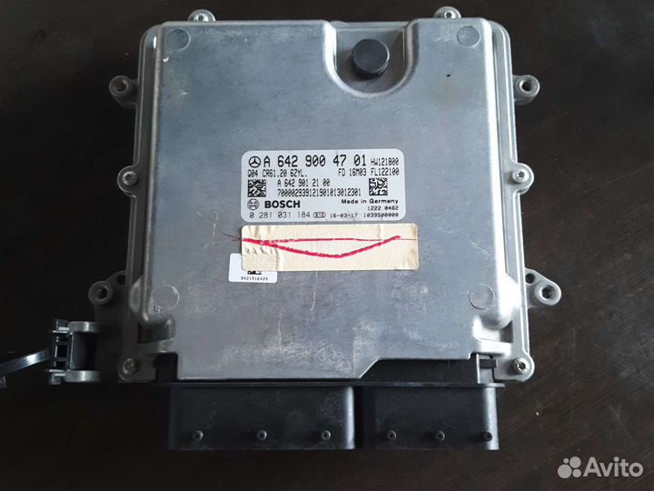 Блок управления двигателем Mercedes 6429004701