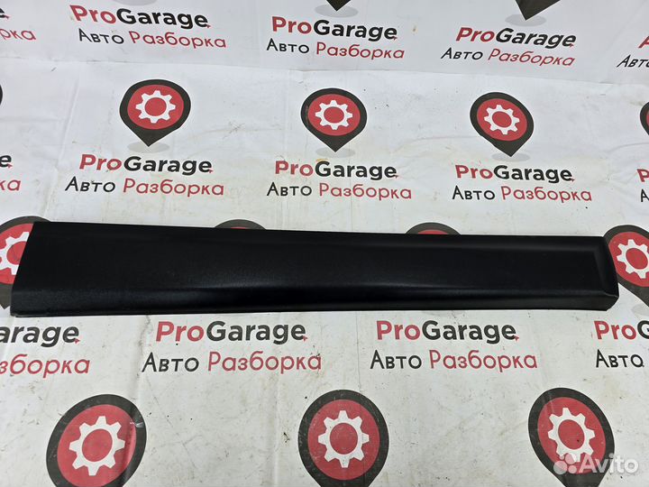 Молдинг двери передней правой Nissan Qashqai J11