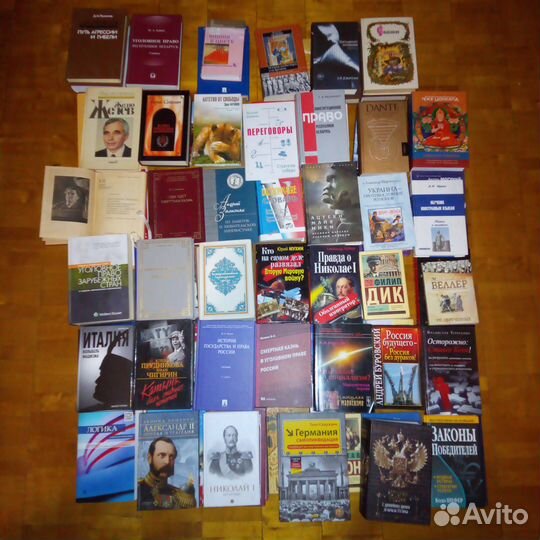 Продам книги