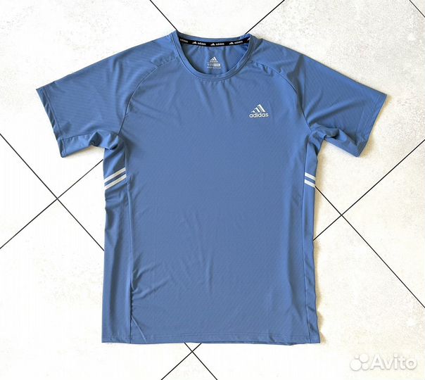 Футболка Adidas спортивная