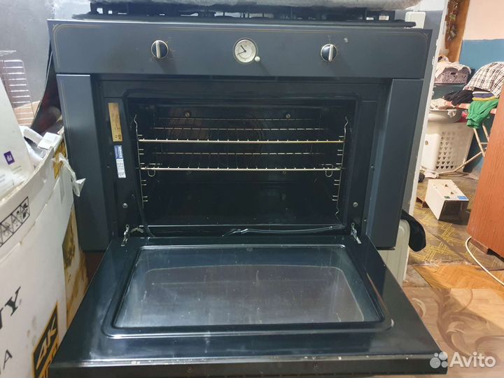 Газовая варочная панель и духовой шкаф Ariston