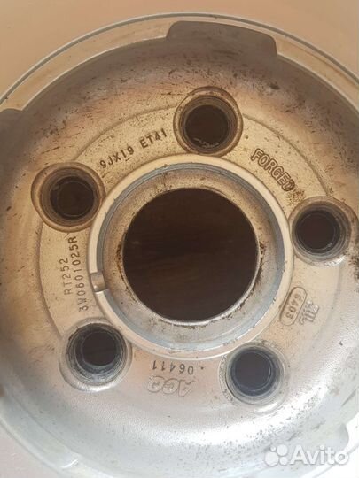 Диски Bentley r19