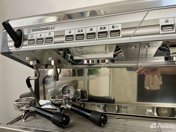 Кофемашина nuova simonelli appia 2