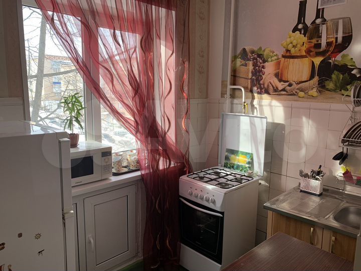 2-к. квартира, 49 м², 3/5 эт.