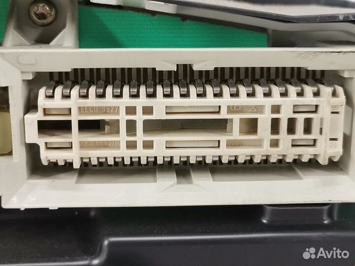 Щиток приборов (приборная панель) Opel Zafira (A)