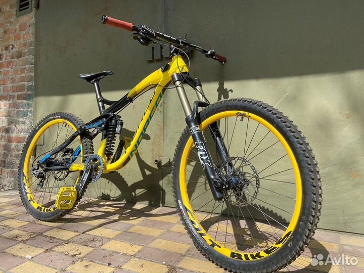 Norco Aurum 6.2 M Fox 36 Van Rock Shox Kage XT