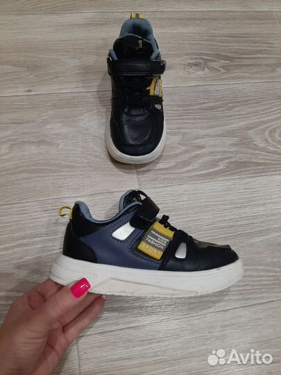 Ботинки для мальчика 28р