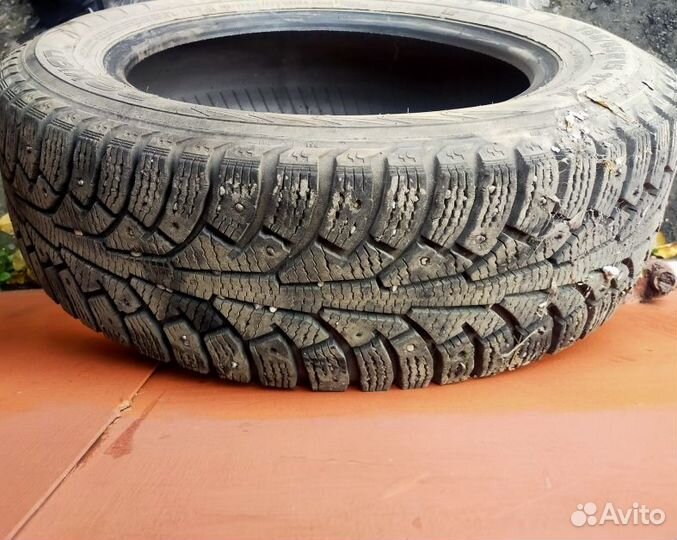 Nokian Tyres Hakkapeliitta 4 185/65 R15