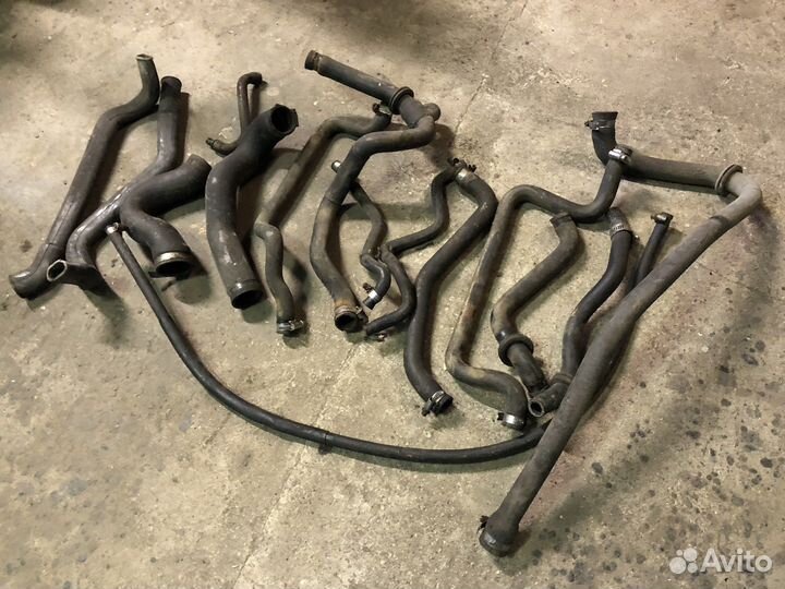 Патрубки шланги W124 M103 3.0 оригинал