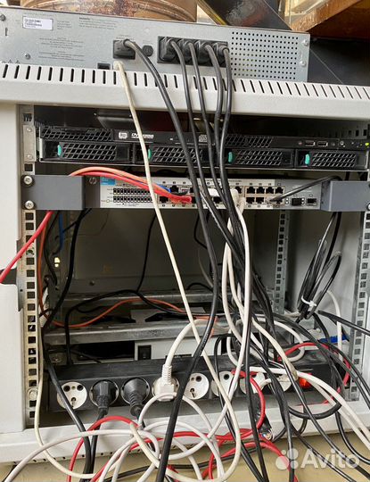 1С Сервер Intel r1304, 16гб, raid, SSD