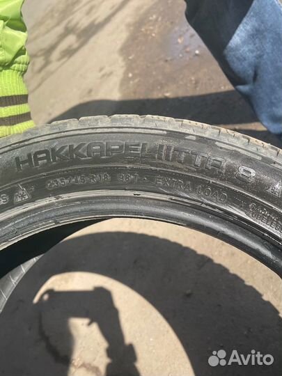 Nokian Tyres Hakkapeliitta 8 235/45 R18 98T