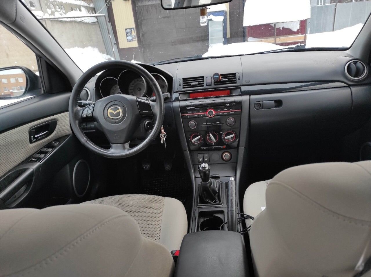 Mazda 3: фото владельца