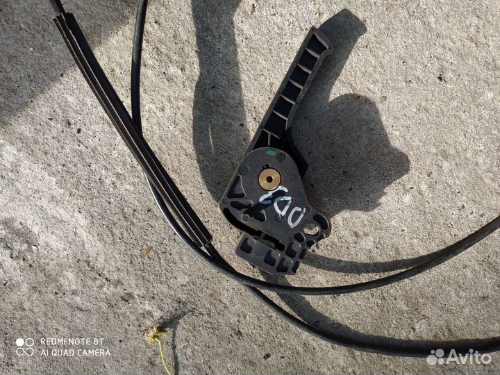 Трос капота с замком range rover Evoque