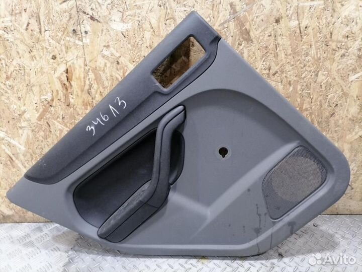 Обшивка двери задней левой Ford Focus 2005-2008