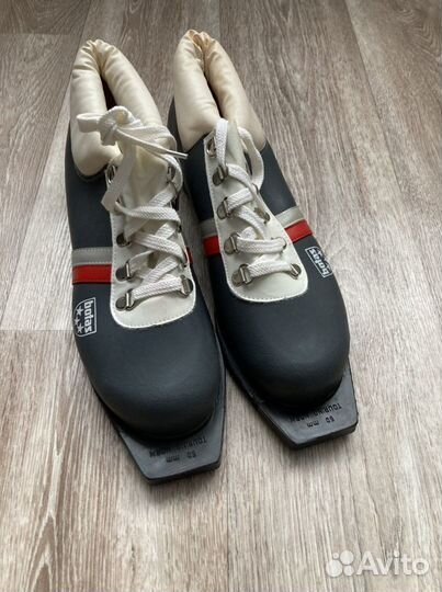 Лыжные ботинки, р.41, новые