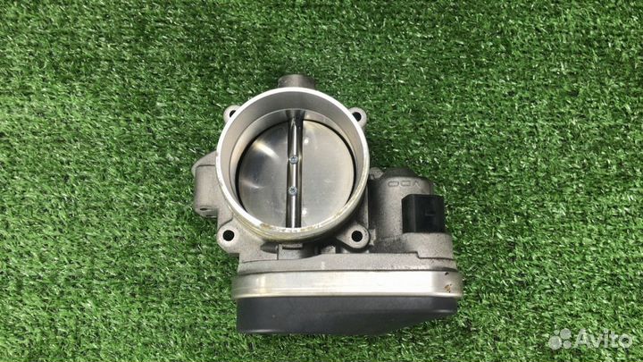 Заслонка дроссельная Volkswagen Passat b6 3C