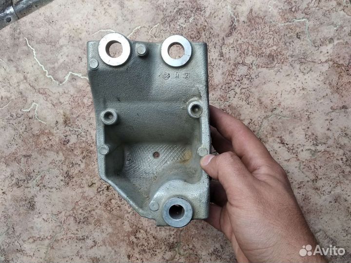 Кронштейн АКПП задний Honda Stepwgn RF6 K20A