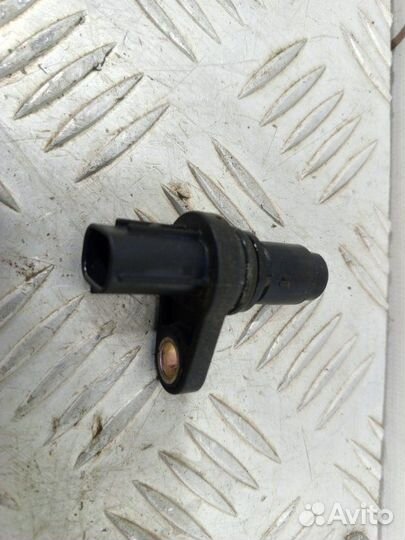 Датчик распредвала Toyota Rav 4 2.0 3ZR 2010