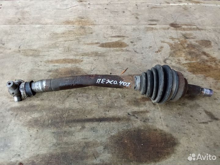 Граната передняя левая Реugеot 407