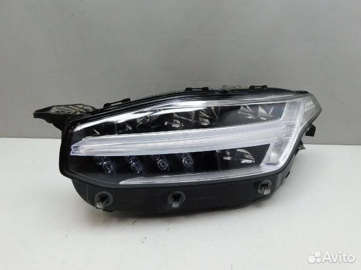 Фара левая Volvo XC90