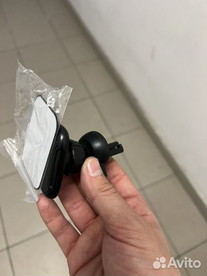Автомобильный держатель для телефона