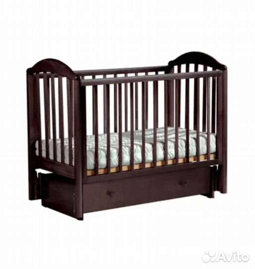 Комплект детская кровать, пеленальный столик-комод