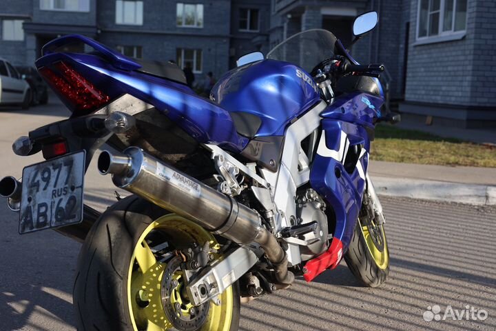 Suzuki sv 1000s