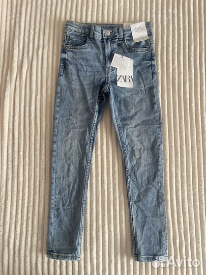 Джинсы Zara (134 см) новые