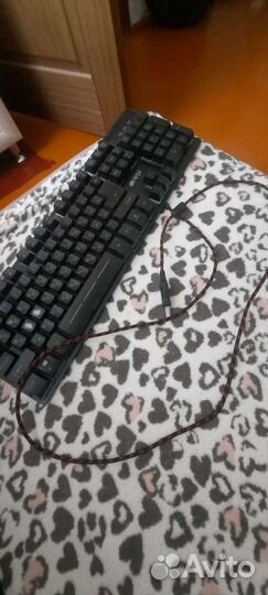 Игровая клавиатура с подсветкой hiper