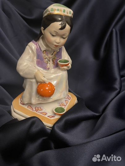 Маленькая хозяйка фигурка СССР