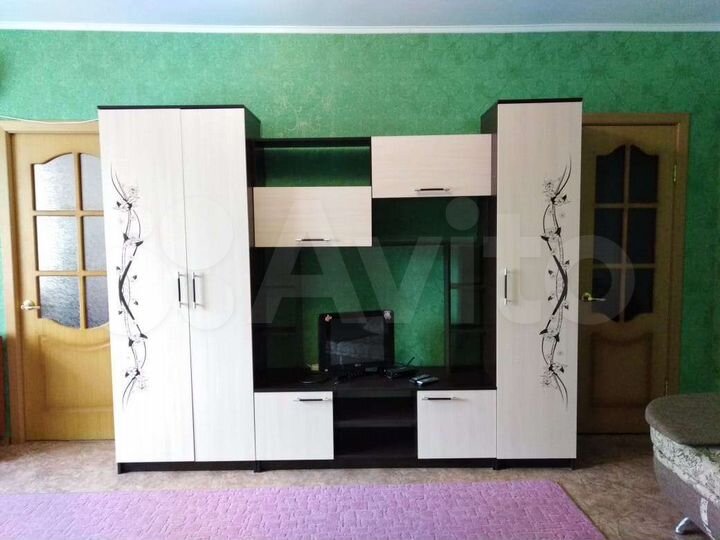 2-к. квартира, 46 м², 1/3 эт.