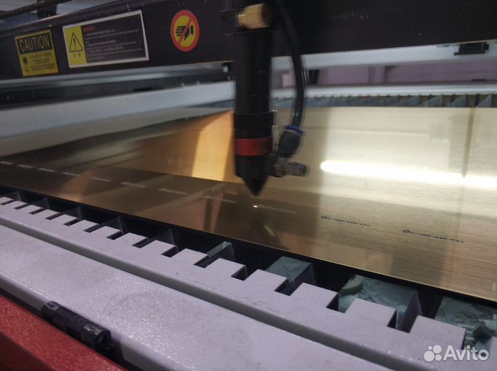 Печать баннеров,стикеров,наклеек,пленки