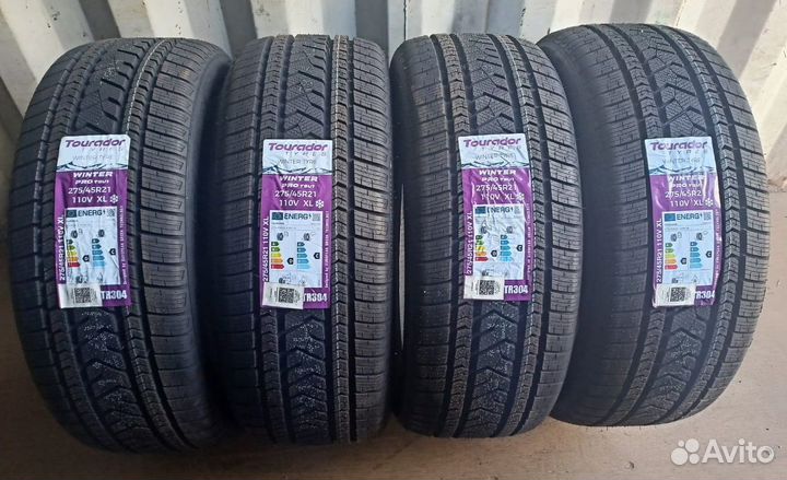 Tourador Winter Pro TSU1 275/45 R21 и 315/40 R21 108V