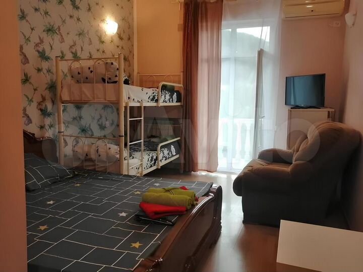 Гостиница, 700 м до моря, 8 номеров, 300 м²