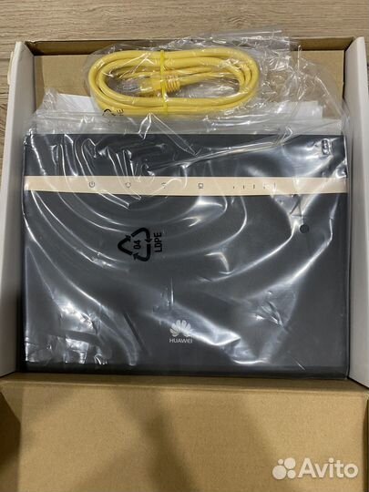 Роутер Huawei B525