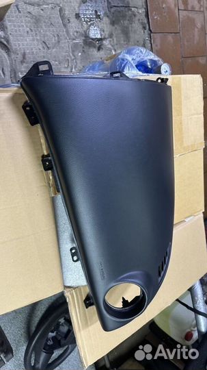 Панель,накладка торпеды мазда 6gh